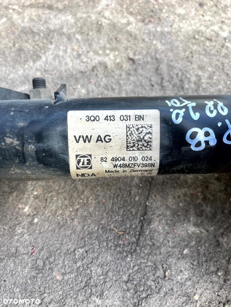 VW VOLKSWAGEN PASSAT B8 2.0 TDI 150KM DSG MCPHERSON AMORTYZATOR ZWROTNICA PRAWY PRZÓD PRAWA PRZEDNIA 3Q0413031BN 5Q0407258A - 2