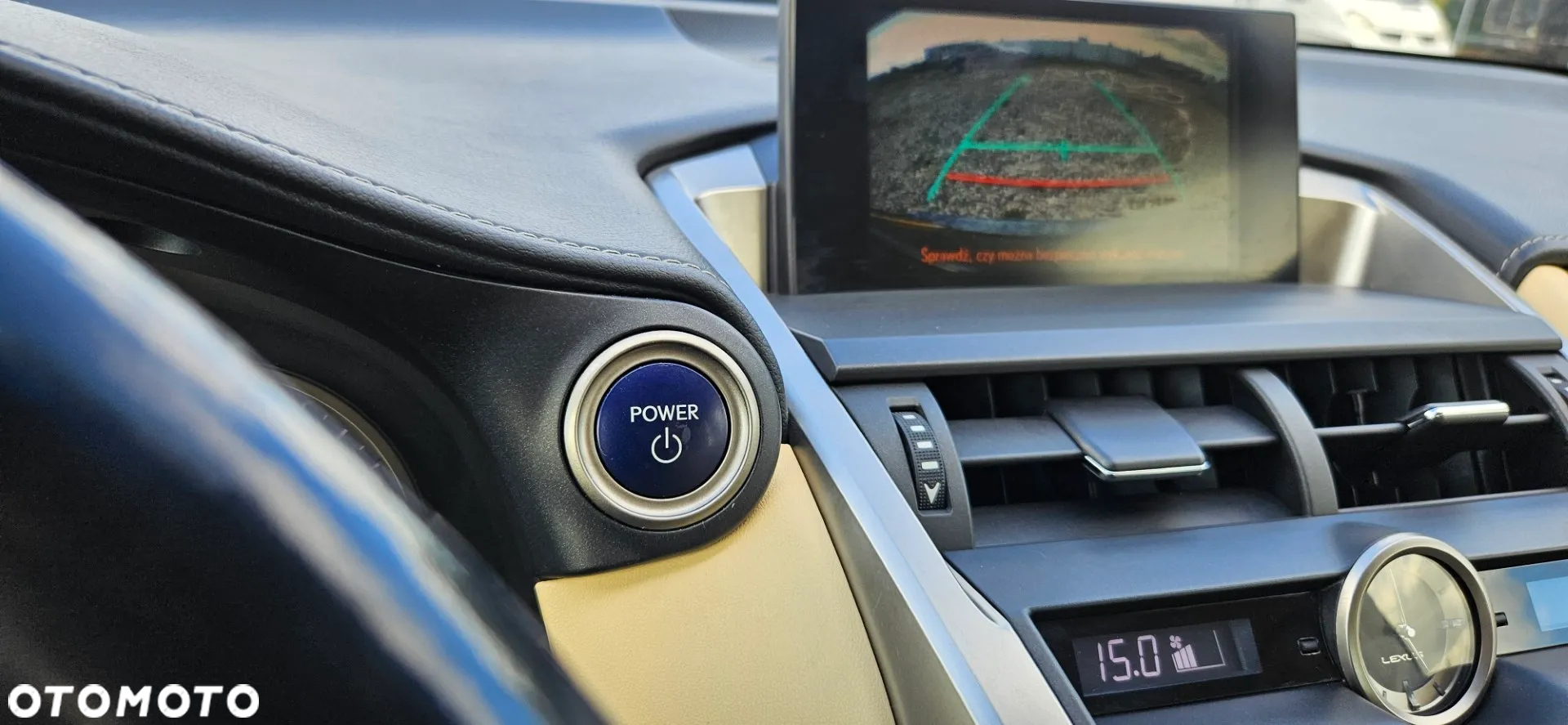 Lexus NX 300h Business Edition AWD - 34