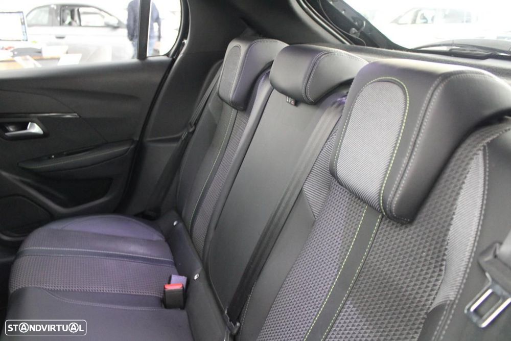 Peugeot e-208 50 kWh GT Line - 13