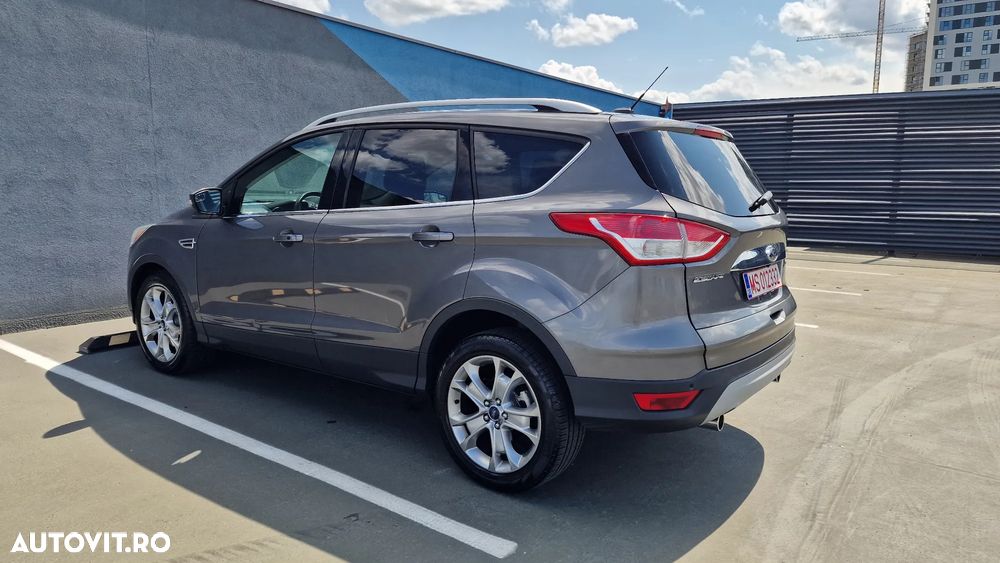 Ford Kuga 1.6 EcoBoost 4x4 Aut. Titanium - 19