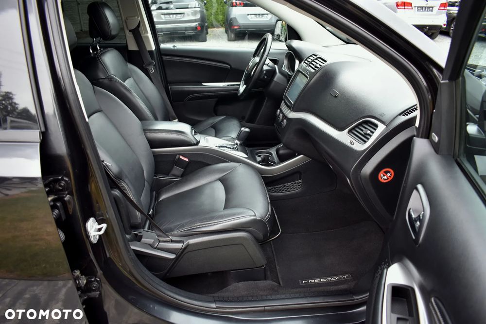 Fiat Freemont 2.0 Multijet 16V DPF Automatik Allrad Black Code - 31