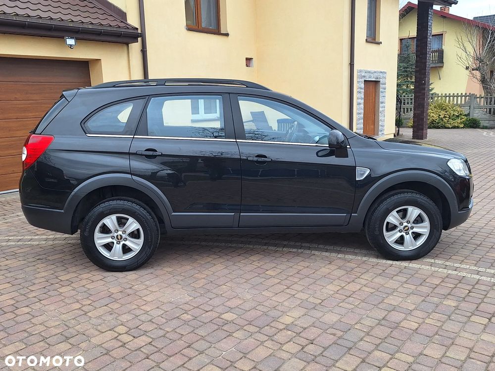 Chevrolet Captiva 2.0 2WD 5 Sitzer LS - 6