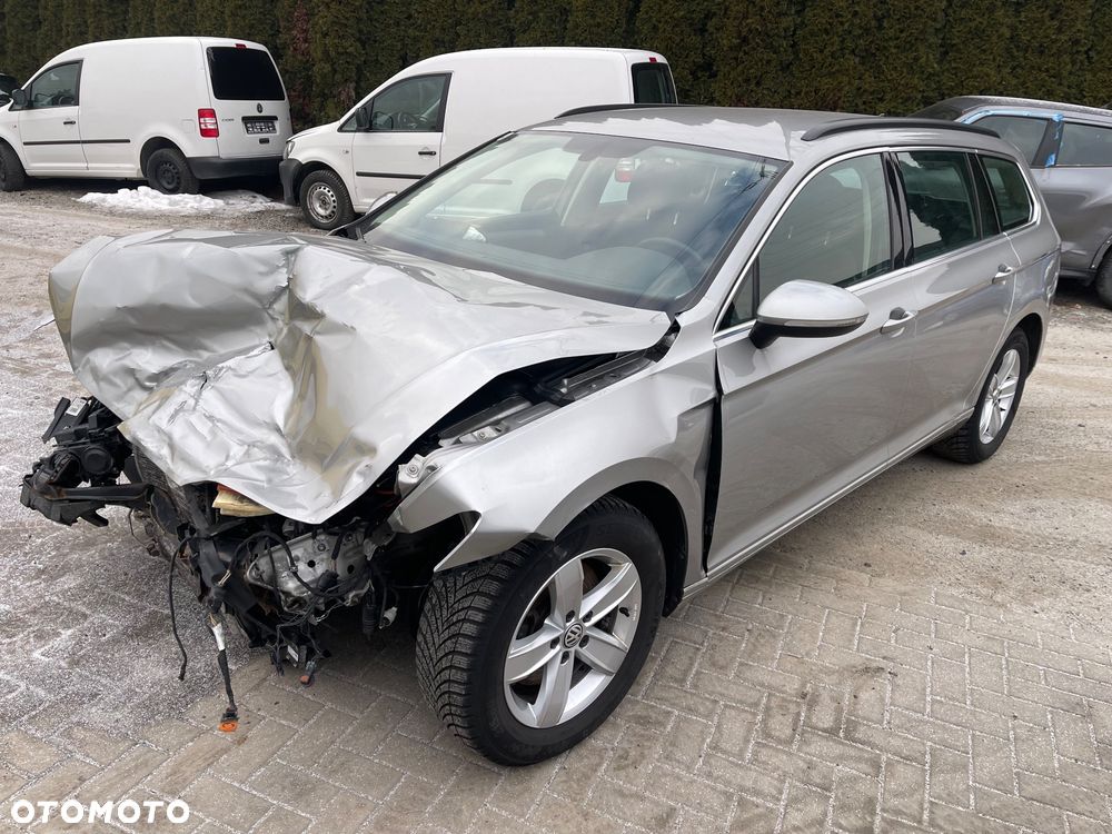 Volkswagen Passat 1.6 TDI (BlueMotion Technology) Comfortline - 5
