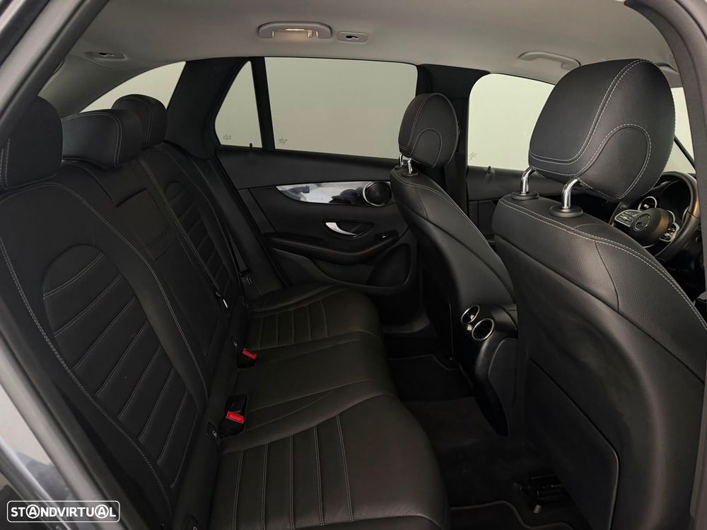 Mercedes-Benz GLC 300 e 4Matic - 11