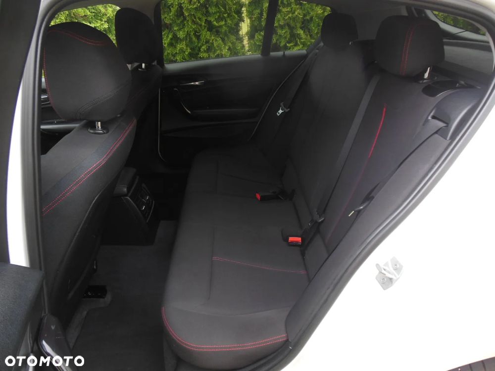 BMW Seria 1 118i Sport Line - 17