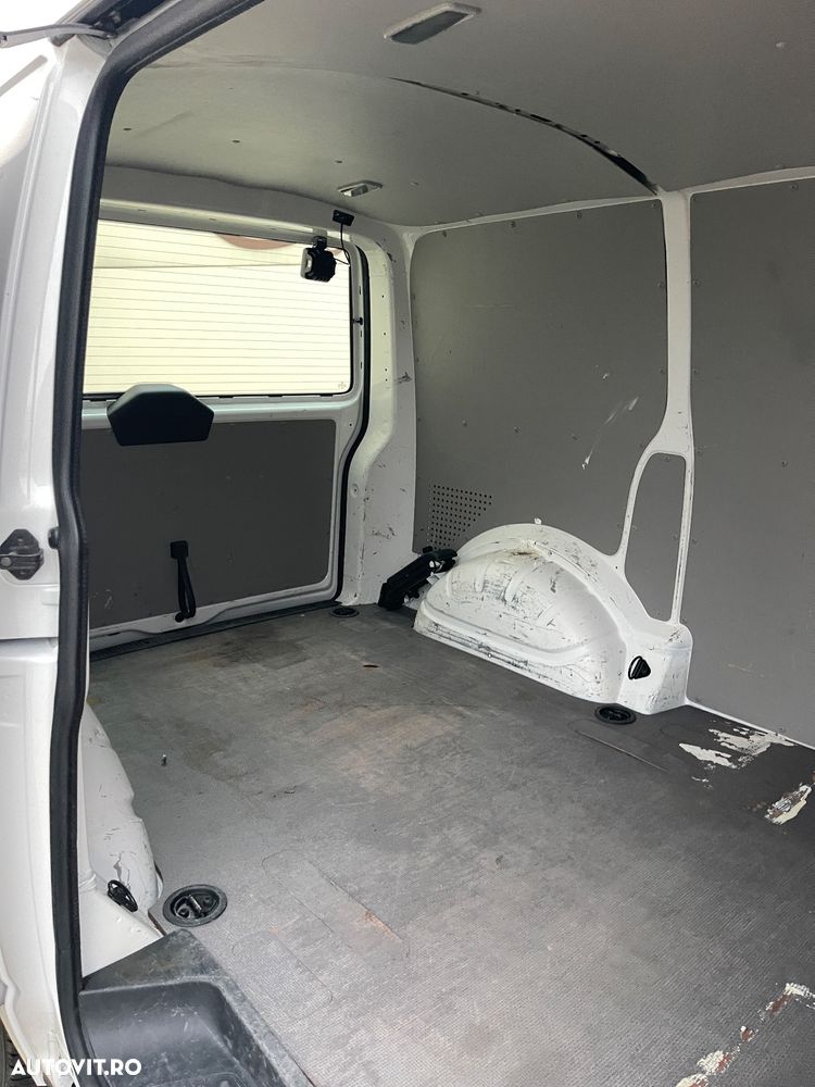 Volkswagen Transporter 2.0TDI - 25