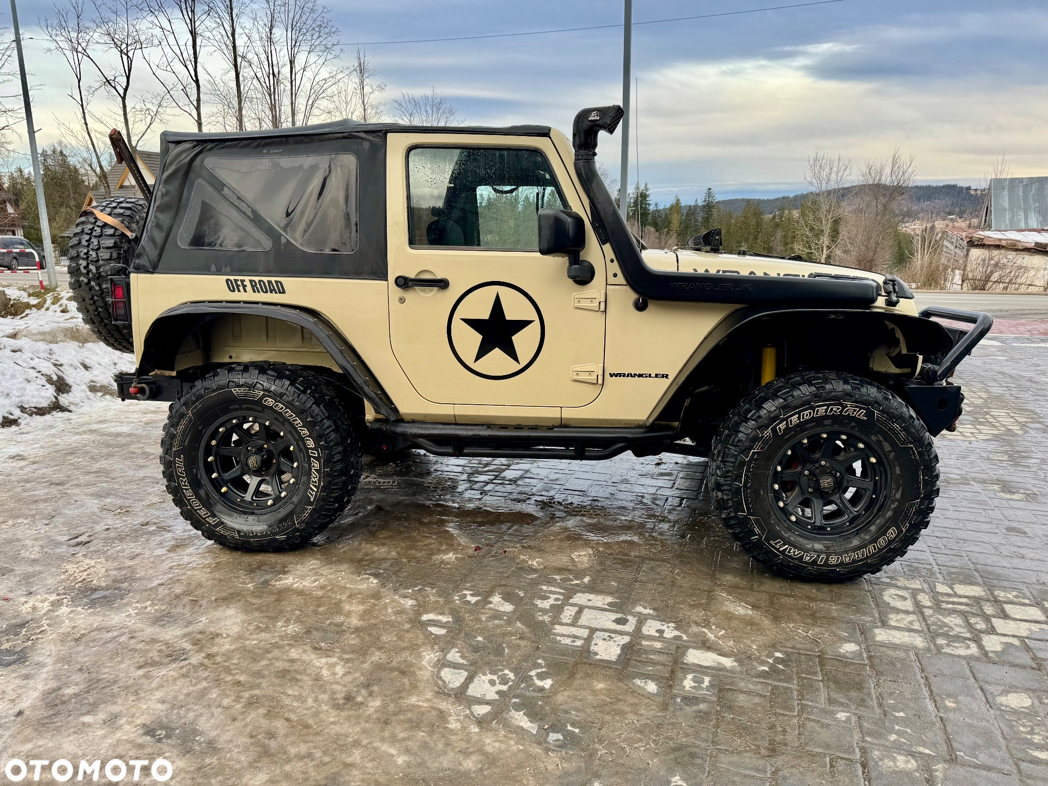 Jeep Wrangler - 4