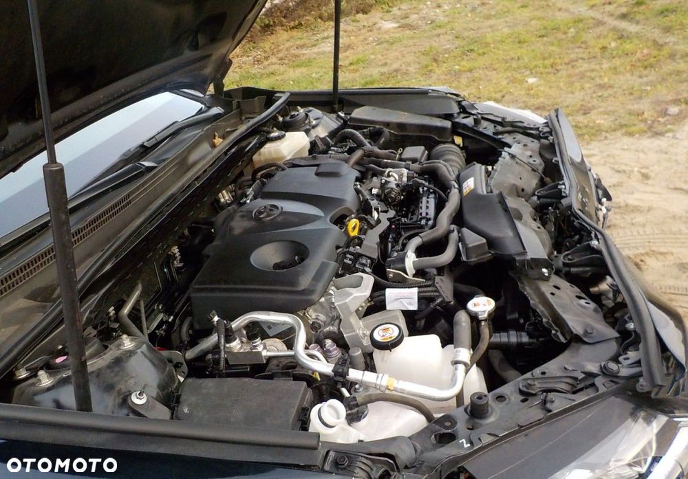Toyota Camry - 6