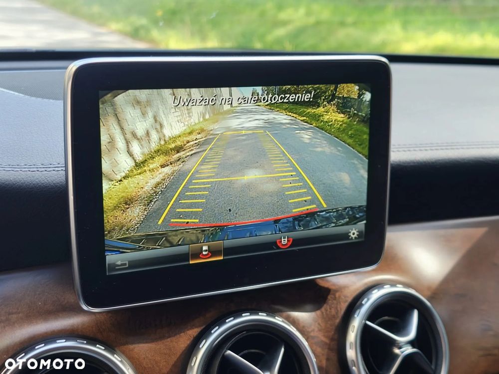Mercedes-Benz GLA AMG 45 4-Matic - 16