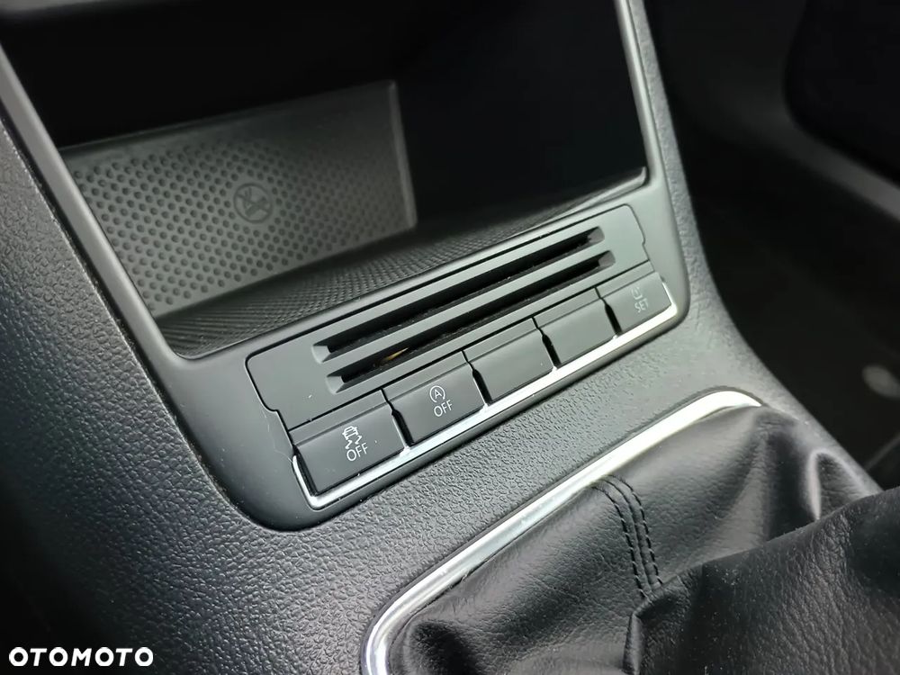Volkswagen Tiguan 1.4 TSI BlueMot Sport&Style - 16