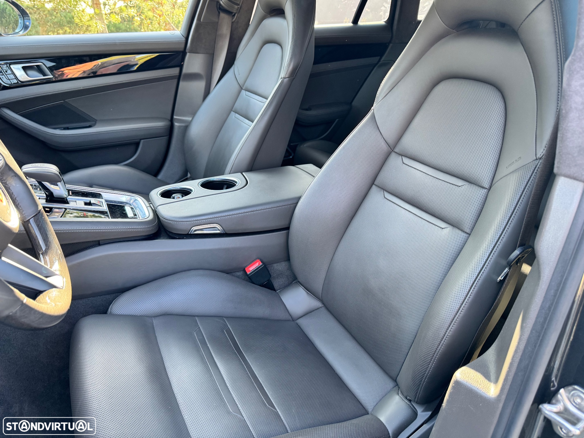 Porsche Panamera Sport Turismo 4S E-Hybrid - 17