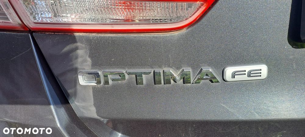 Kia Optima - 14