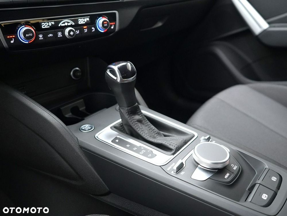 Audi Q2 - 18