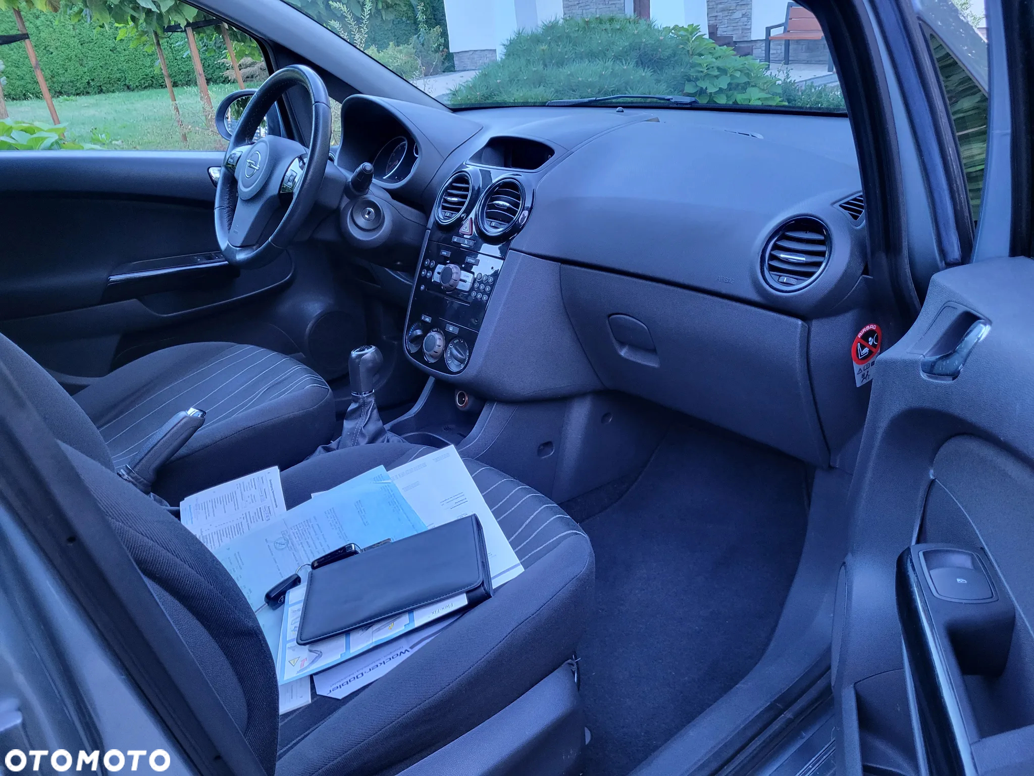 Opel Corsa 1.4 16V Enjoy - 15