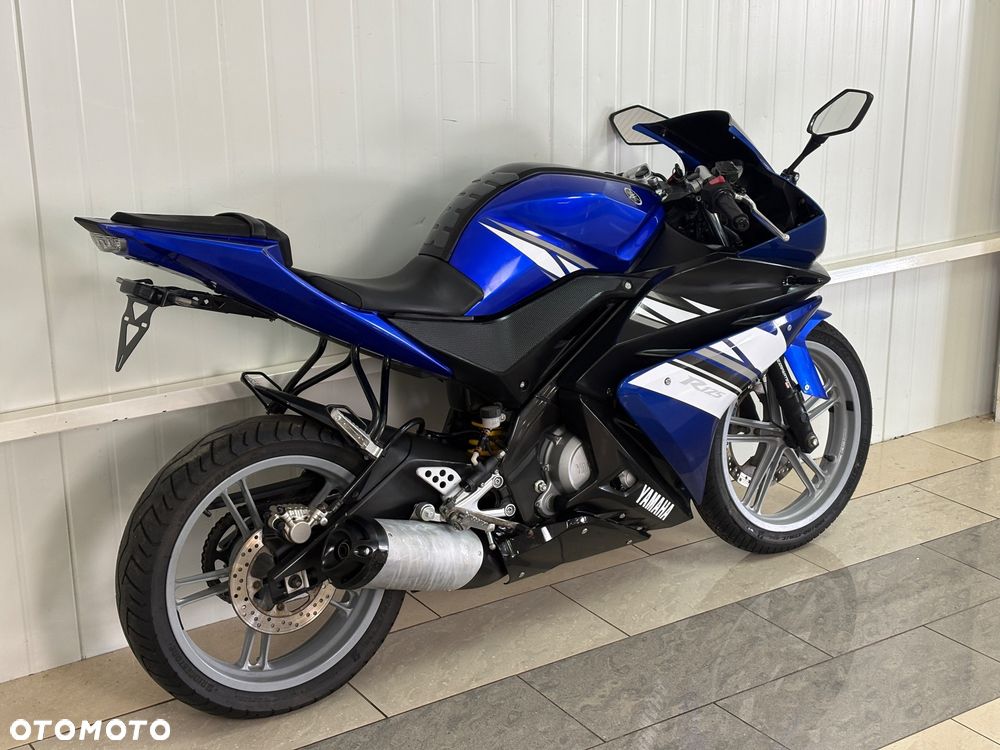Yamaha YZF - 3