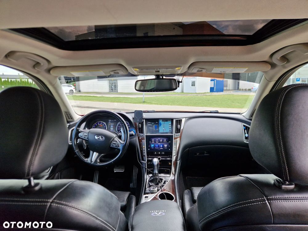 Infiniti Q50 Q50S 3.0t Sport Tech - 16