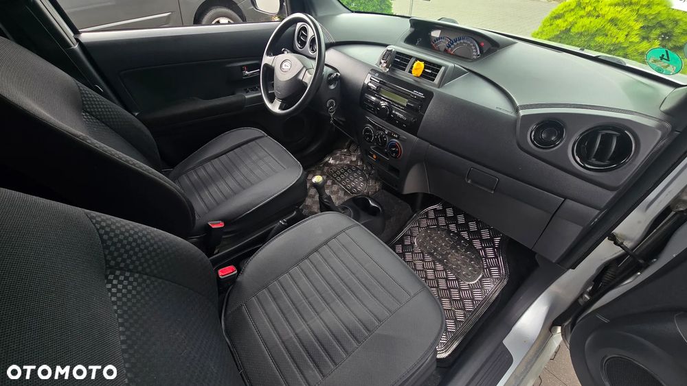 Daihatsu Materia 1.5 - 16