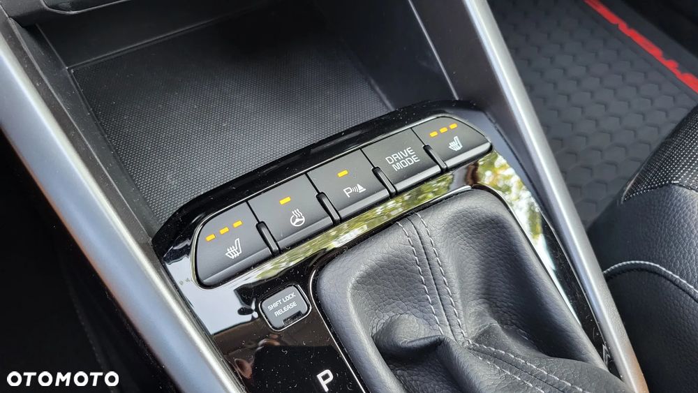 Kia Stonic 1.0 T-GDI MHEV GT Line DCT - 29