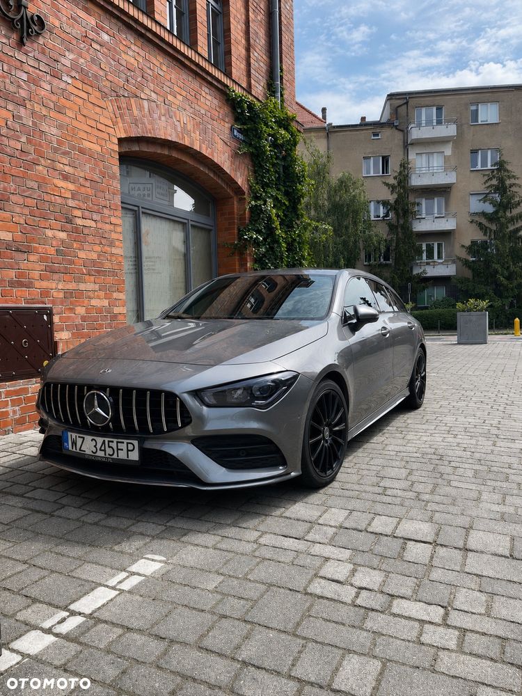 Mercedes-Benz CLA 220 AMG Line 7G-DCT - 1