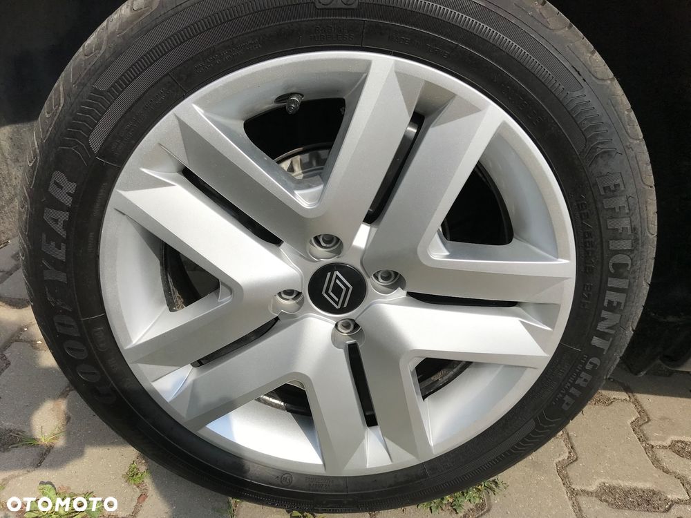 Renault Clio TCe 90 ESPIRIT ALPINE - 28
