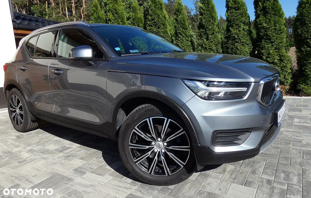 Volvo XC 40 D4 AWD Momentum (Intro Edition) - 15