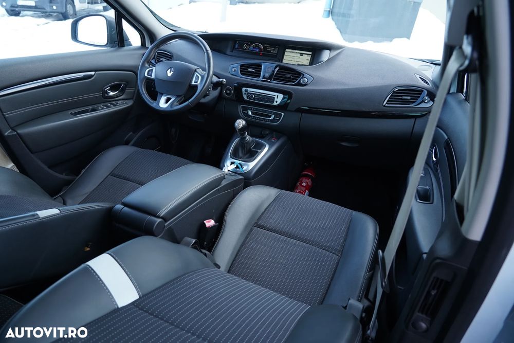Renault Scenic - 10