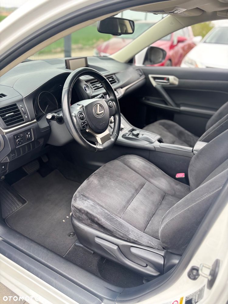 Lexus CT Dynamic Line - 32