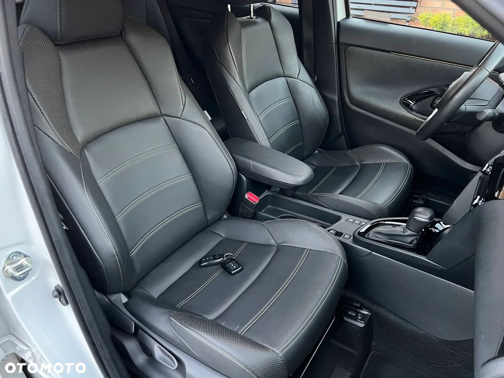 Toyota Yaris Cross Hybrid 1.5 Premiere Edition - 18