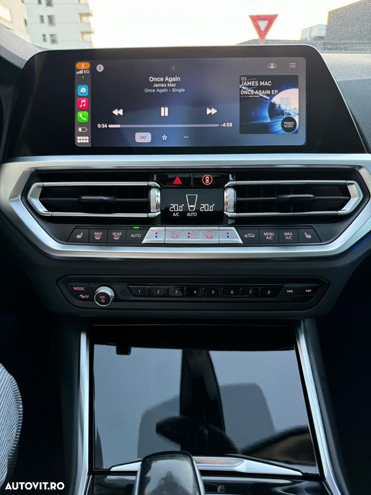 BMW Seria 3 320i xDrive Aut. Sport Line - 17