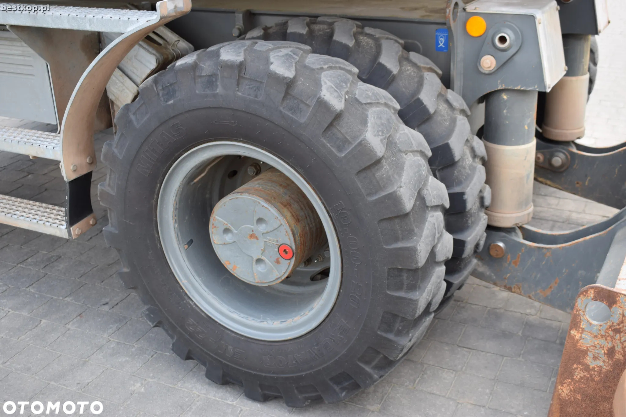 Liebherr A918 Compact Litronic - 25