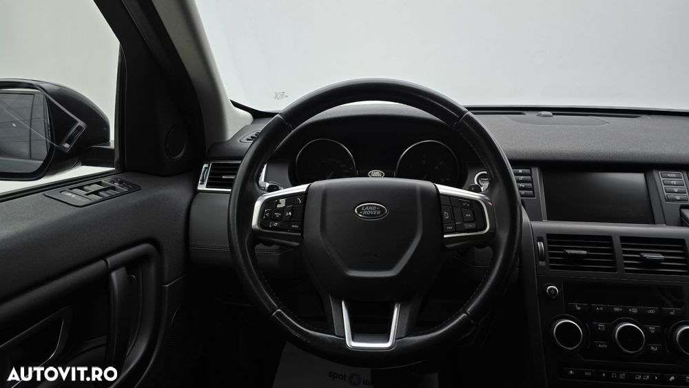 Land Rover Discovery Sport - 16