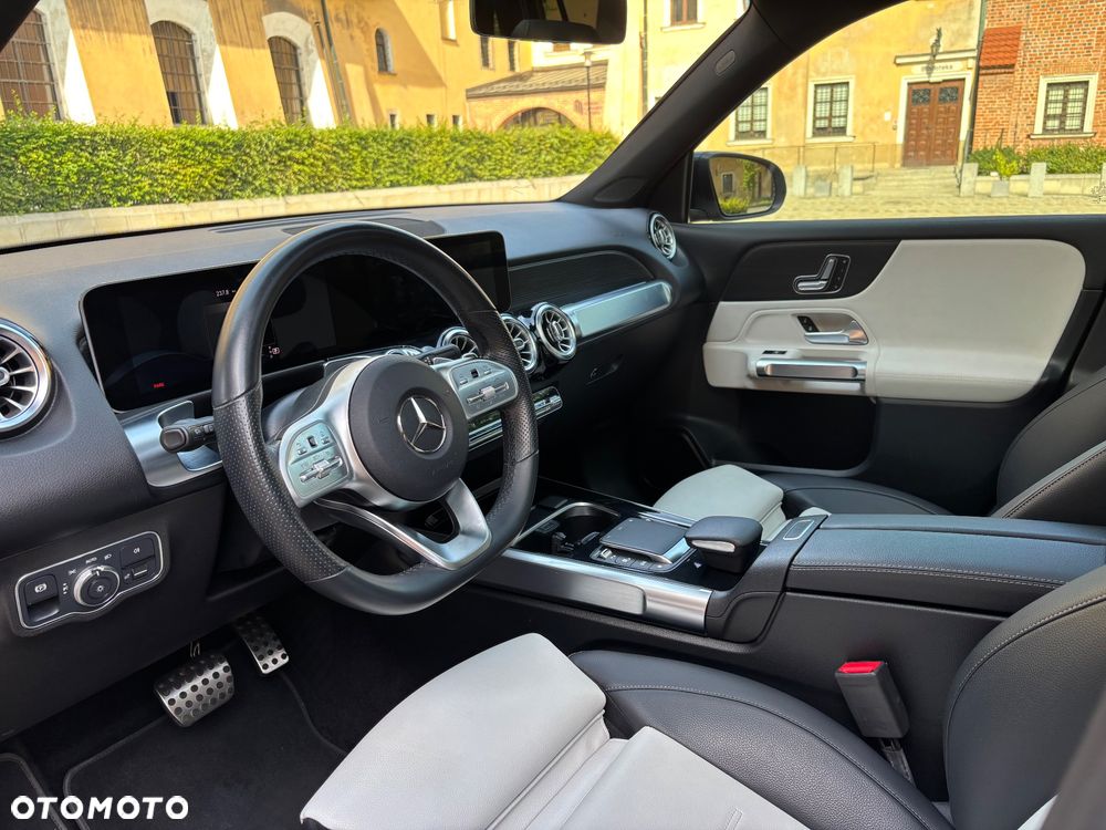 Mercedes-Benz GLB 250 8G-DCT AMG Line - 30