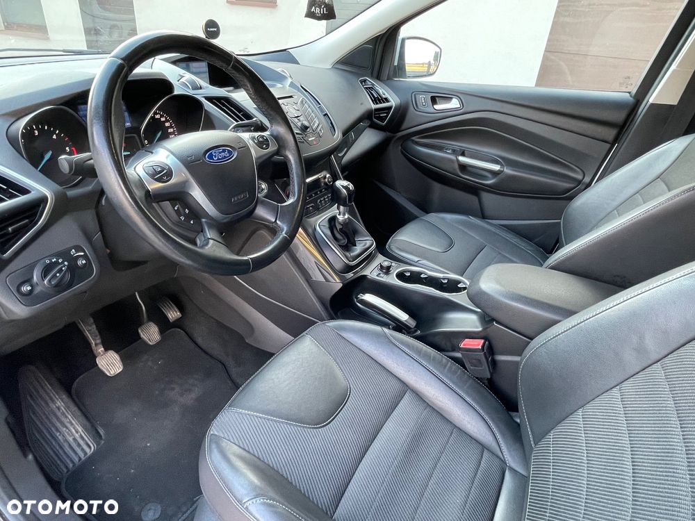 Ford Kuga 2.0 TDCi 4x4 Titanium - 12