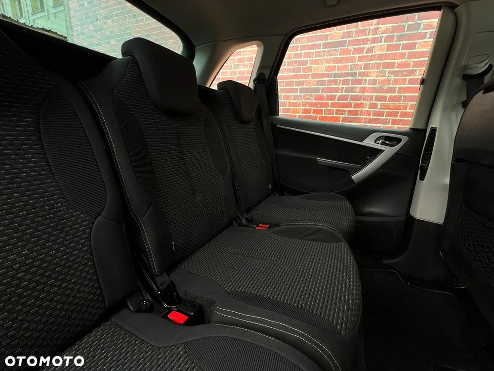 Citroën C4 Picasso - 17