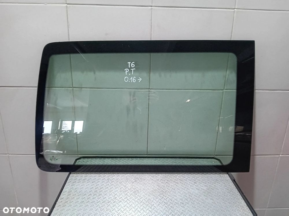 szyba boczna karoseryjna błotnika prawy tył VW T6 2016 7E1845332C - 1