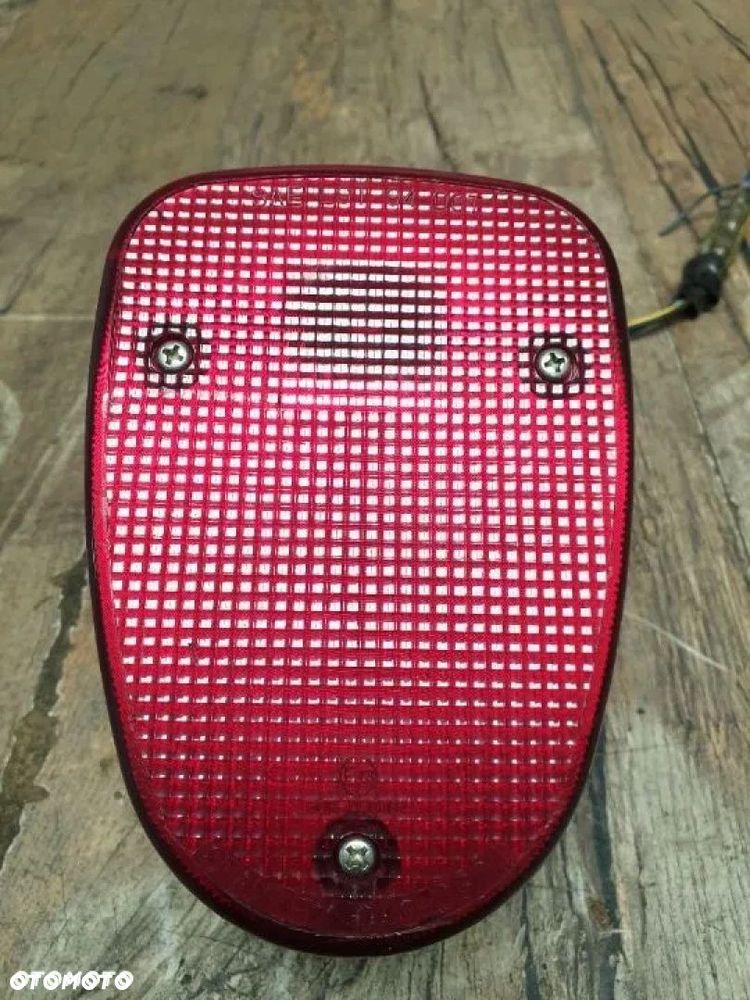 Lampa tył Yamaha Drag Star Classic / Road Star / Royal Star / Venture - 9