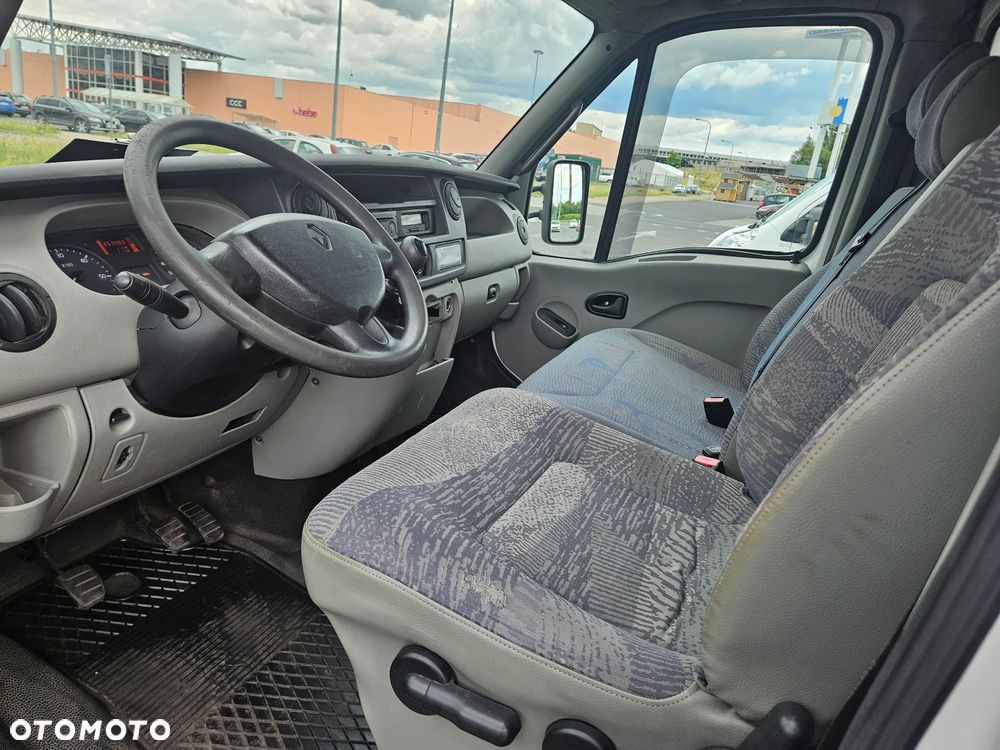 Renault 2004 - 6