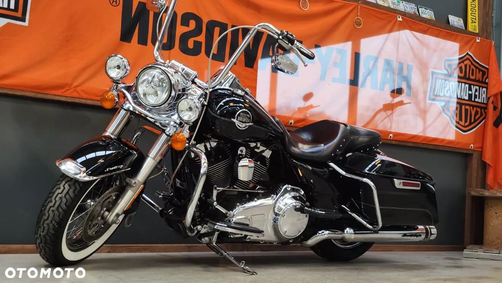 Harley-Davidson Touring Road King - 24