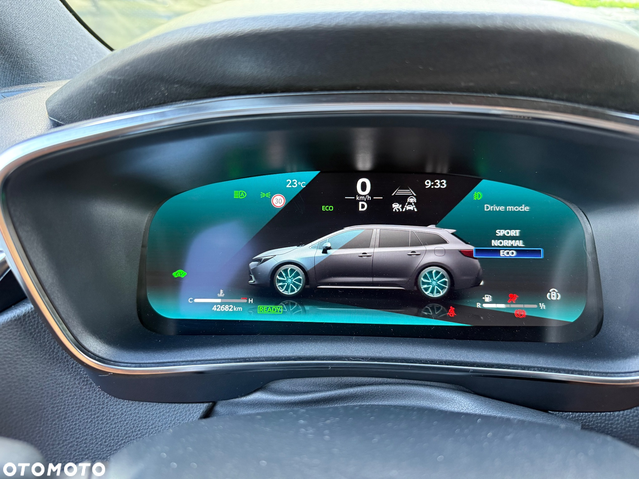 Toyota Corolla 2.0 Hybrid Touring Sports GR Sport - 27