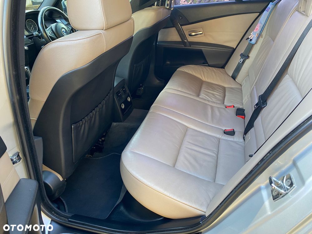 BMW Seria 5 535d - 6