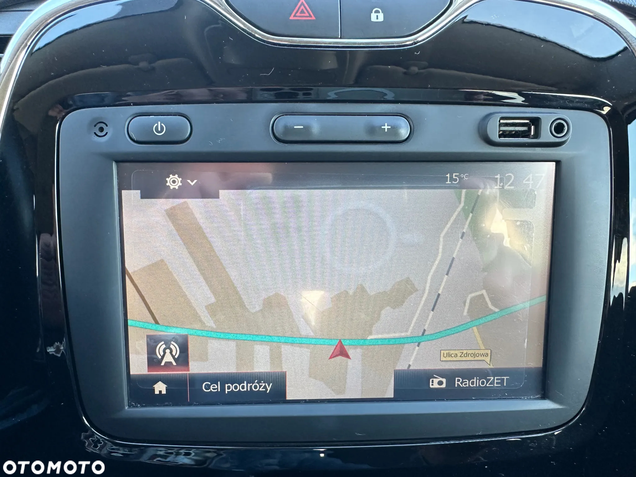Renault Captur 1.2 Energy TCe Limited EDC - 17