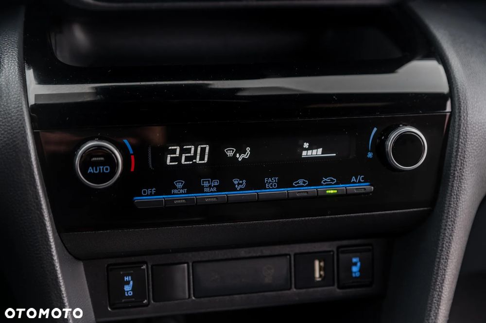 Toyota Yaris Cross 1.5 VVT-i Team Deutschland - 27