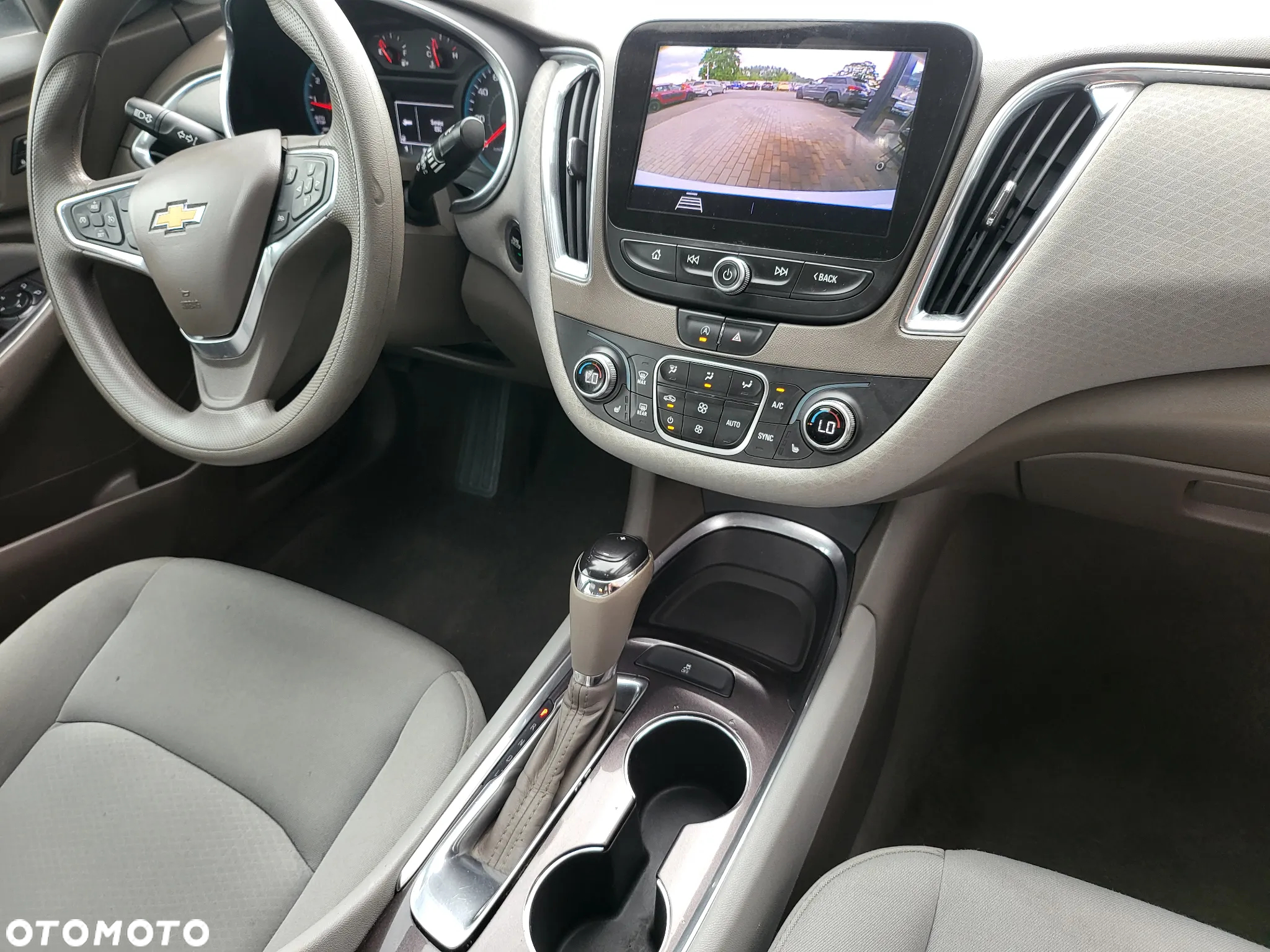 Chevrolet Malibu - 13