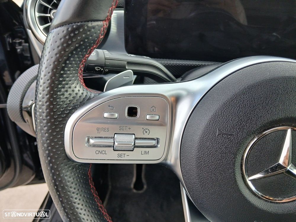 Mercedes-Benz A 250 e 8G-DCT AMG Line - 22