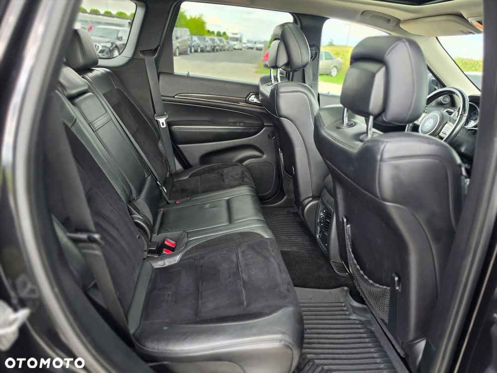 Jeep Grand Cherokee 3.0I CRD Overland Summit - 31