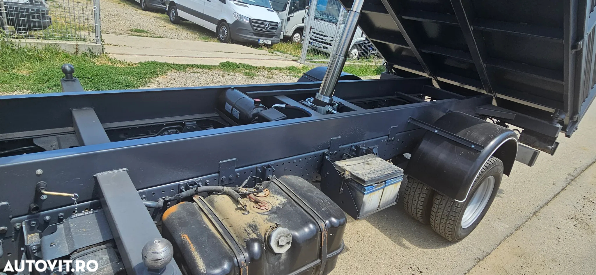 Isuzu Basculabila - 14