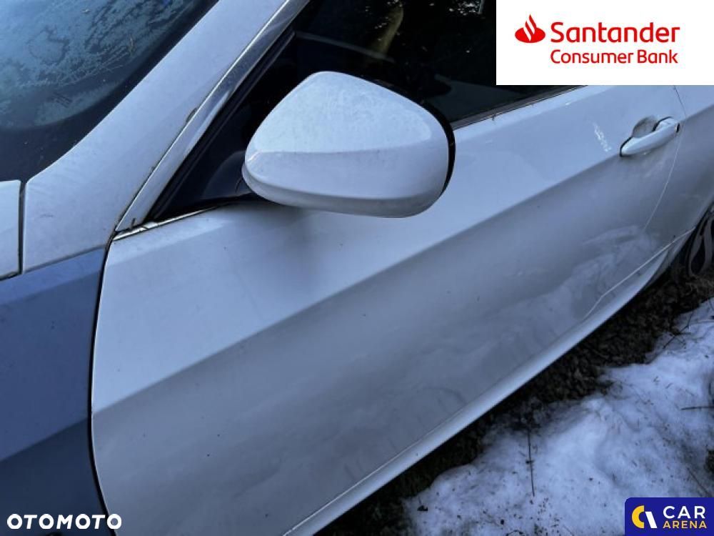 BMW Seria 3 325i - 16