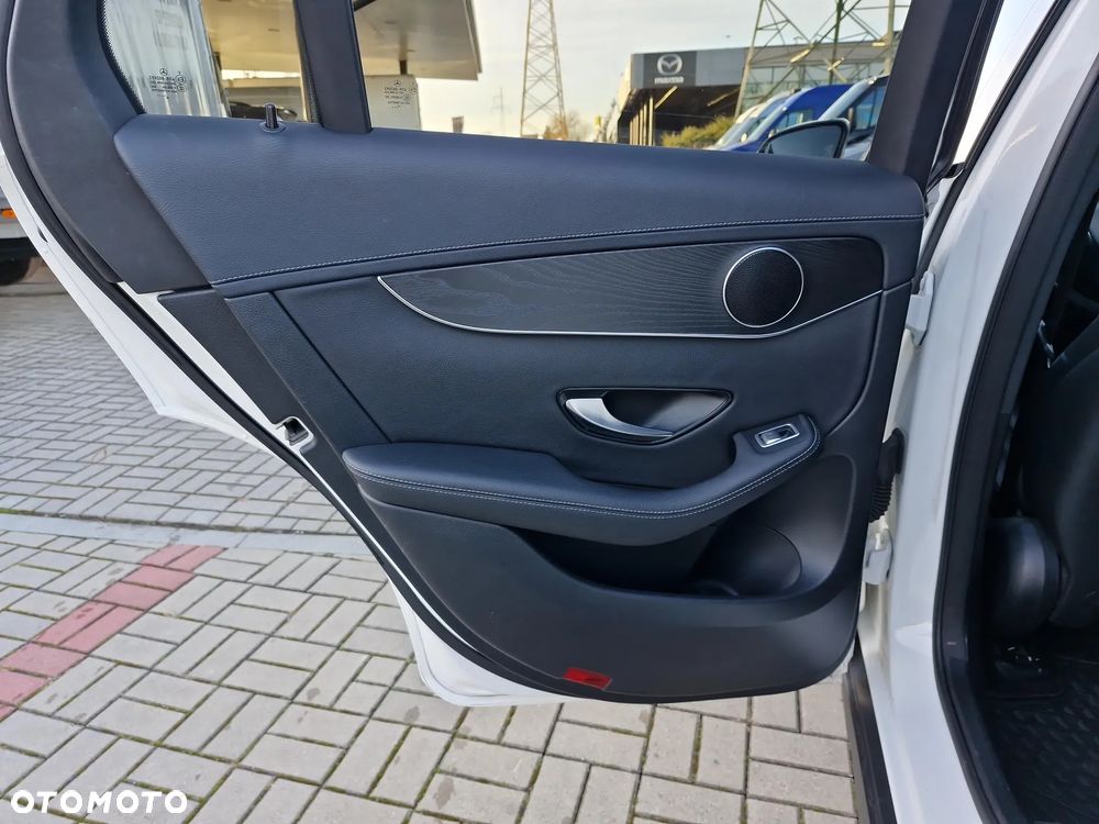 Mercedes-Benz GLC - 20