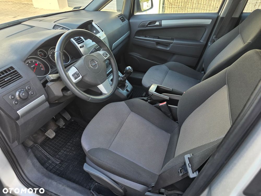 Opel Zafira 1.8 Essentia - 7