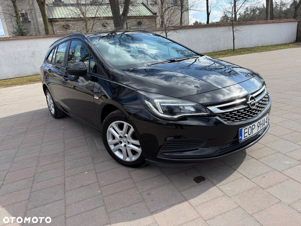 Opel Astra 1.6 D Automatik Start/Stop Innovation - 1